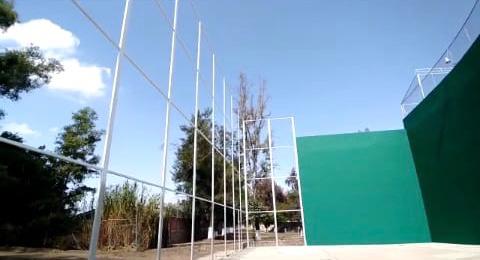  Rehabilitan canchas de frontón en la Unidad Deportiva