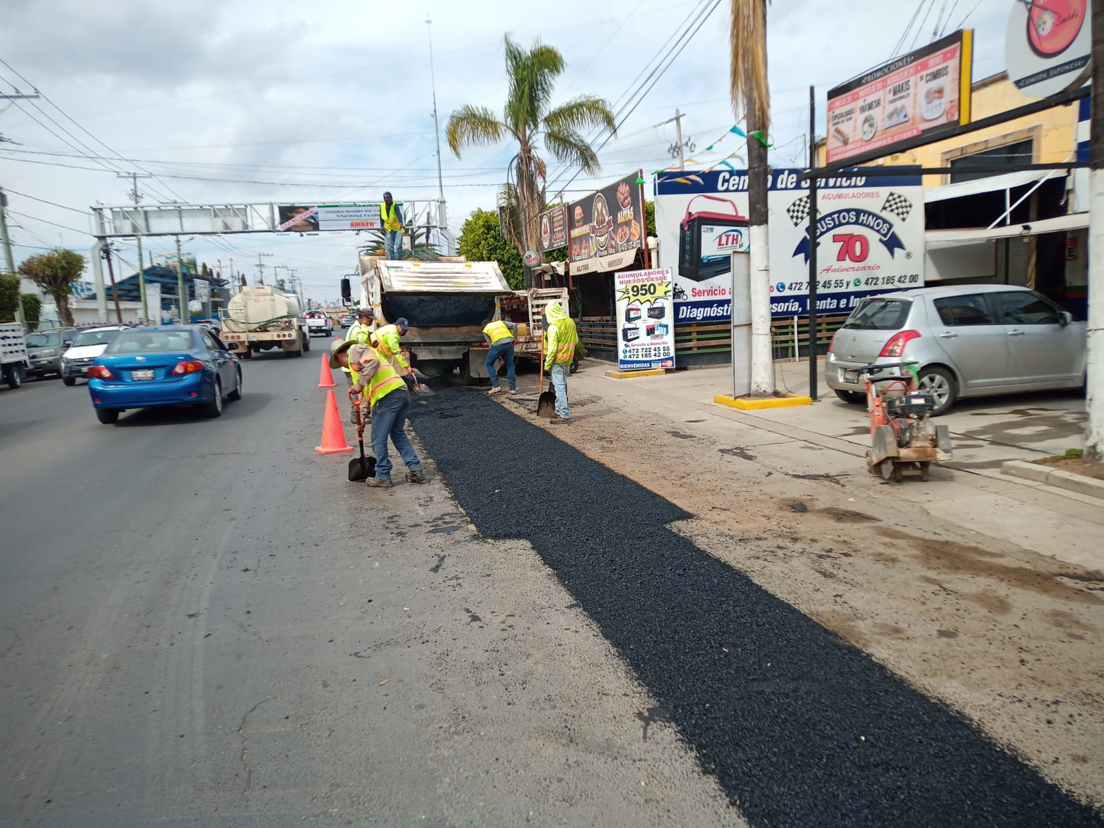 Bachea Obras Públicas acceso lateral de Silao | Noticias | Silao de la ...