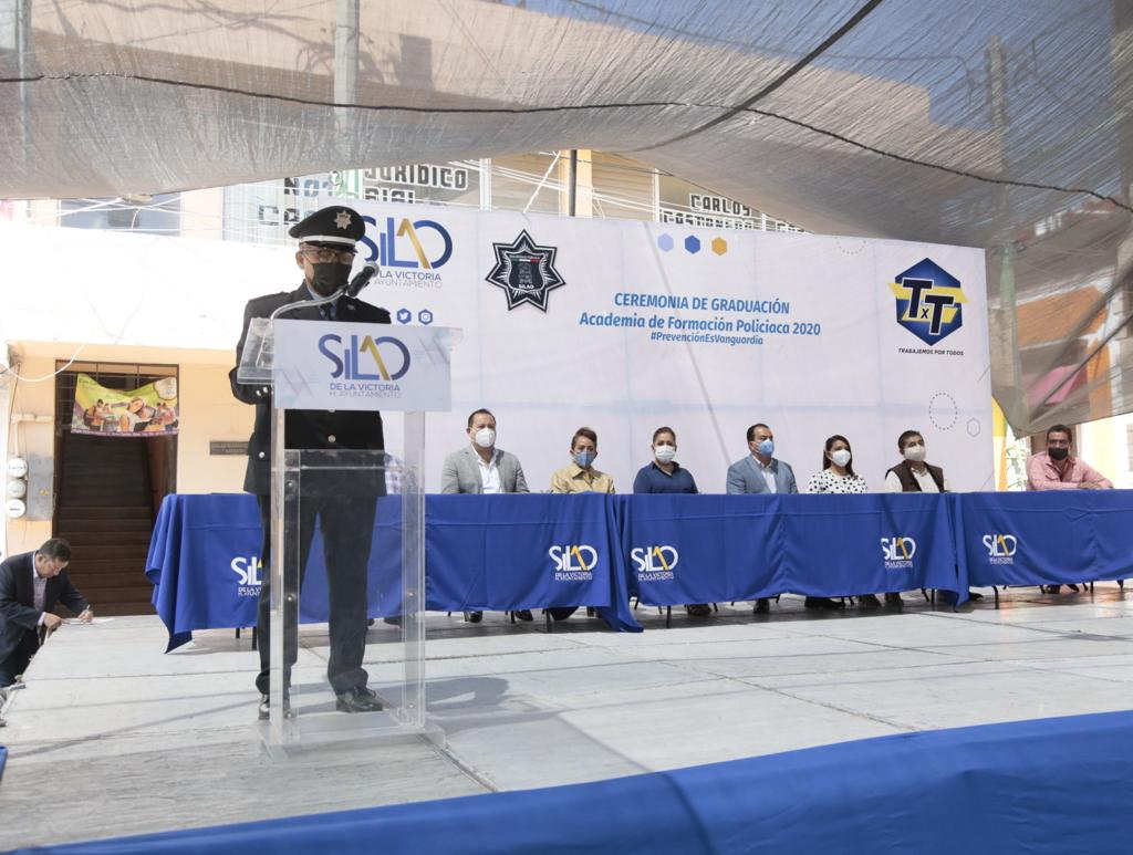 Preside Toño Trejo graduación de 30 cadetes policíacos