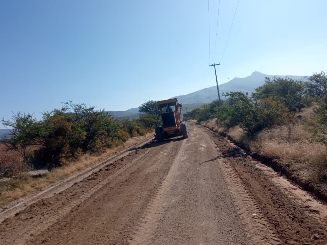 Rehabilitación de caminos rurales beneficia a mas de 20 mil silaoenses 