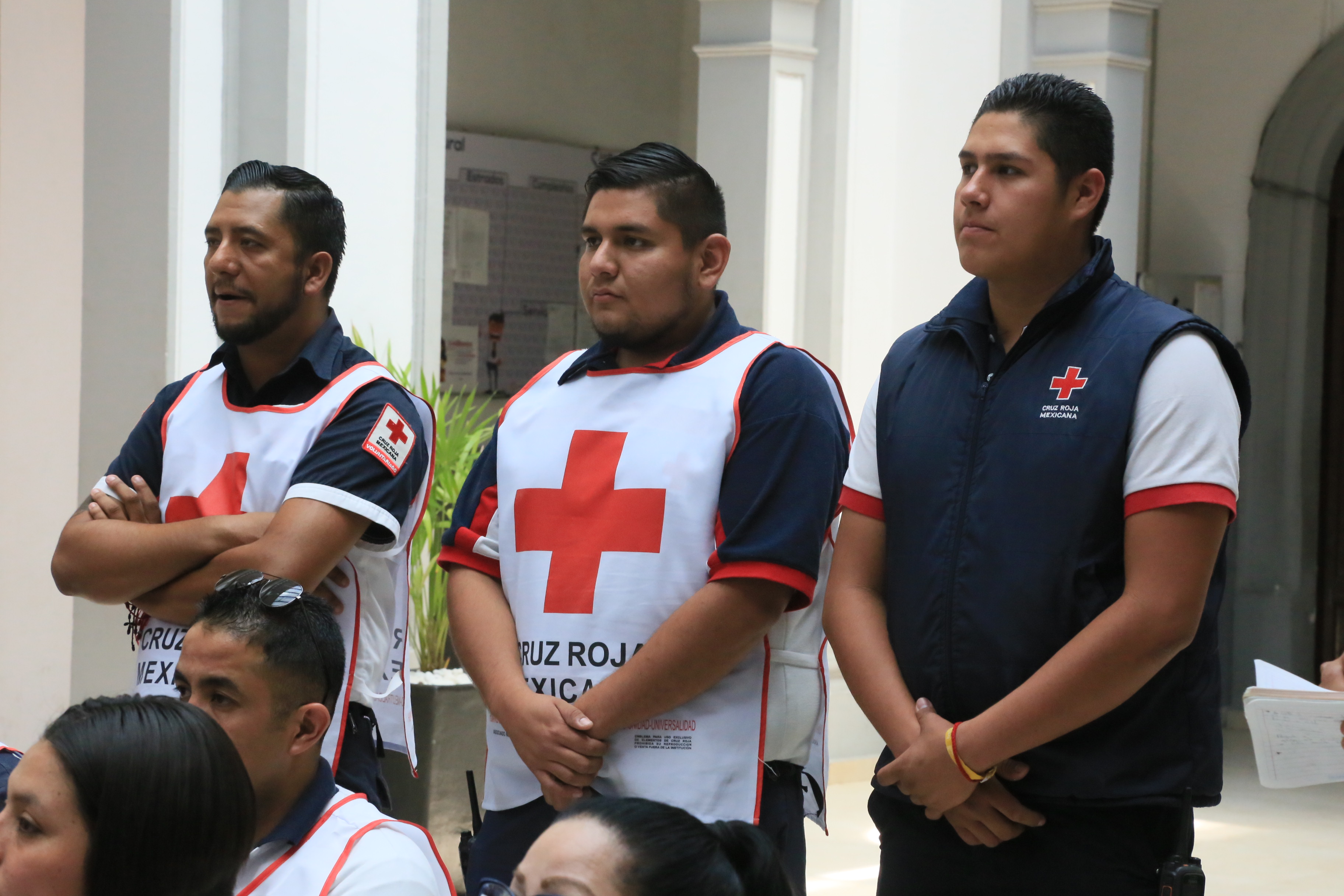 Servidores Públicos de Silao dan donativo a Cruz Roja